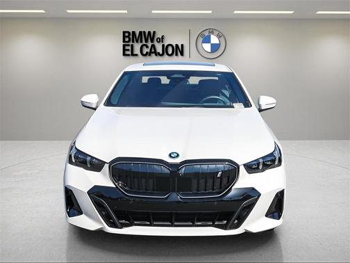 2025 BMW i5 eDrive40
