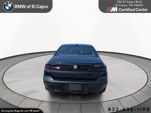 2026 BMW 750e xDrive