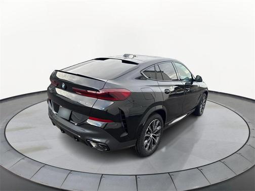 2026 BMW X6 xDrive40i