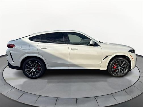 2026 BMW X6 xDrive40i