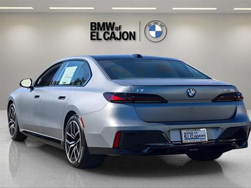 2025 BMW i7 eDrive50