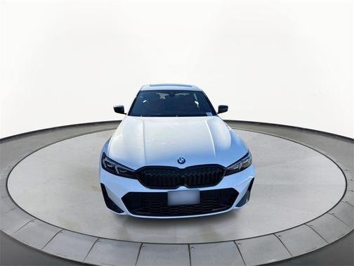 2023 BMW 330 i