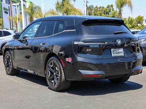 2025 BMW iX xDrive50