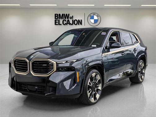 2025 BMW XM Base