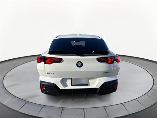 2026 BMW X2 xDrive28i