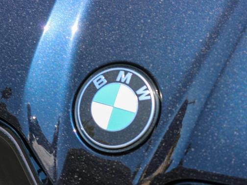2026 BMW iX xDrive60