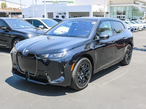 2026 BMW iX xDrive60