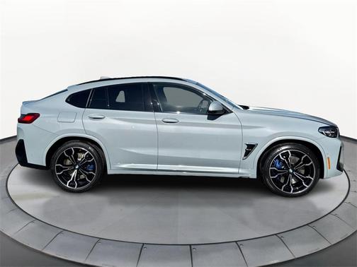 2025 BMW X4 M AWD
