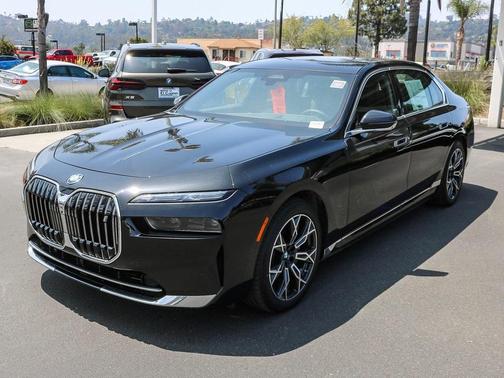 2025 BMW i7 xDrive60