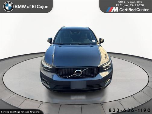 2022 Volvo XC40 T5 R-Design