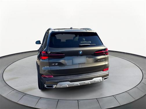 2026 BMW X5 PHEV xDrive50e