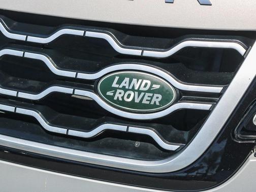 2022 Land Rover Range Rover Evoque SE
