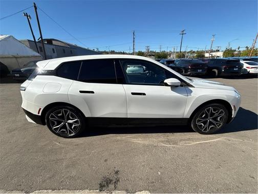 2023 BMW iX xDrive50