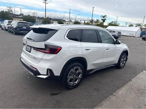 2025 BMW X1 xDrive28i