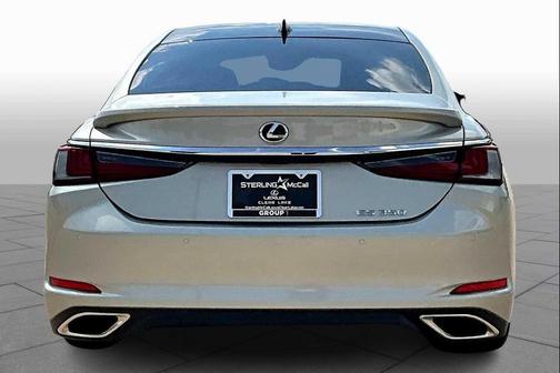 2023 Lexus ES 350 Ultra Luxury