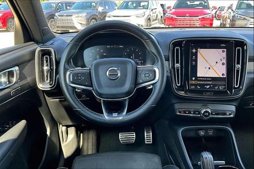 2019 Volvo XC40 T4 R-Design