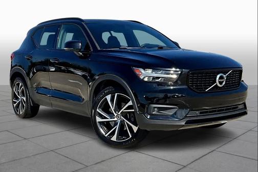 2019 Volvo XC40 T4 R-Design