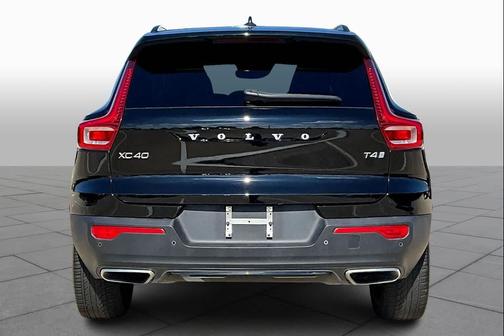 2019 Volvo XC40 T4 R-Design