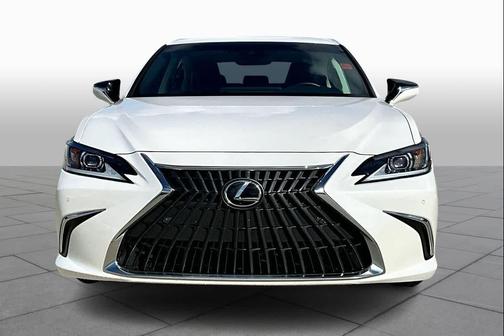 2025 Lexus ES 300h Base