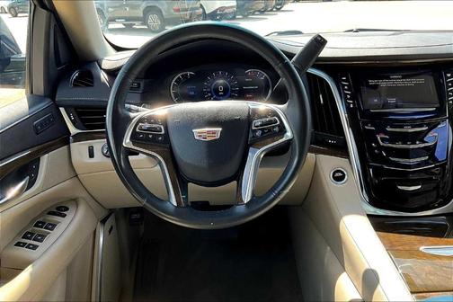 2019 Cadillac Escalade Luxury