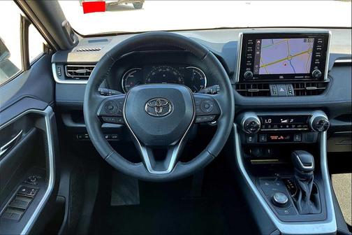 2021 Toyota RAV4 Hybrid SE