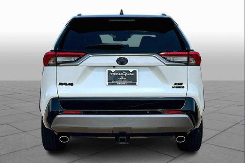 2021 Toyota RAV4 Hybrid SE