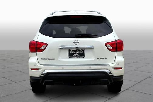 2019 Nissan Pathfinder Platinum