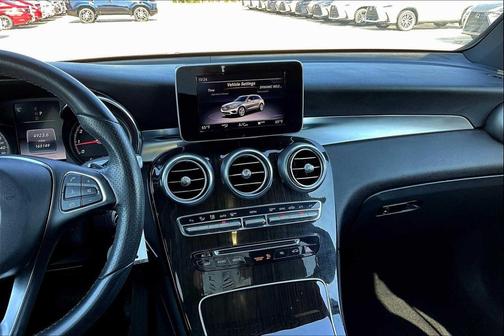 2018 Mercedes-Benz GLC 300 Base