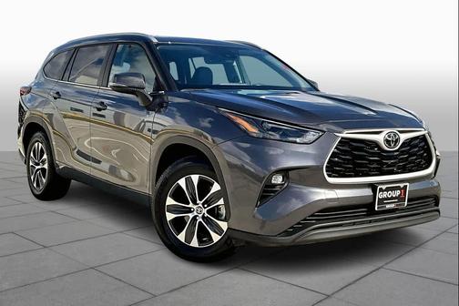 2025 Toyota Highlander XLE