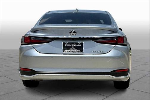 2025 Lexus ES 300h Base