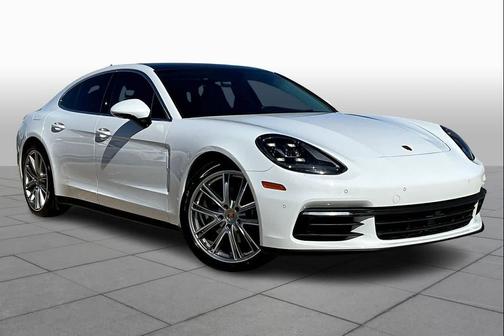 2020 Porsche Panamera 4