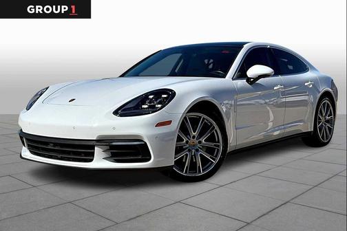 2020 Porsche Panamera 4