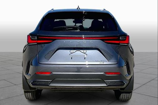 2026 Lexus NX 450h+ Luxury