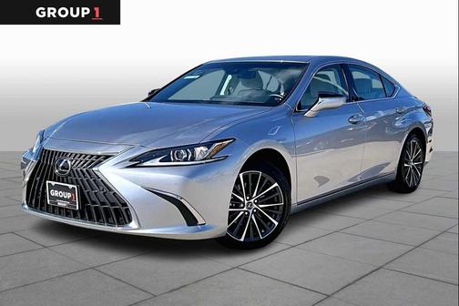 2025 Lexus ES 300h Base