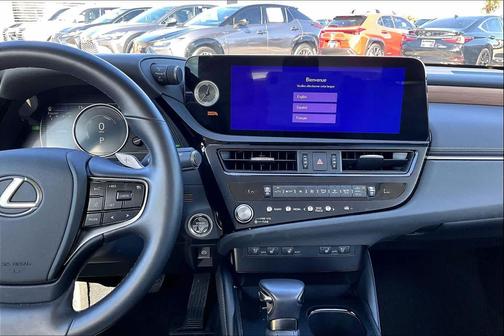 2025 Lexus ES 300h Base