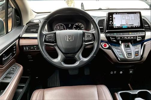 2025 Honda Odyssey Touring