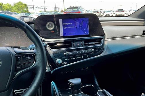 2024 Lexus ES 350 F SPORT Handling