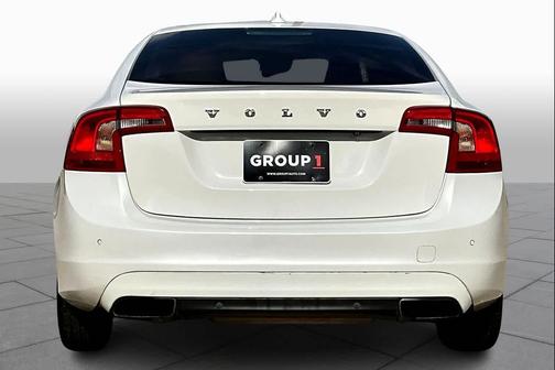 2015 Volvo S60 T5 Premier Plus