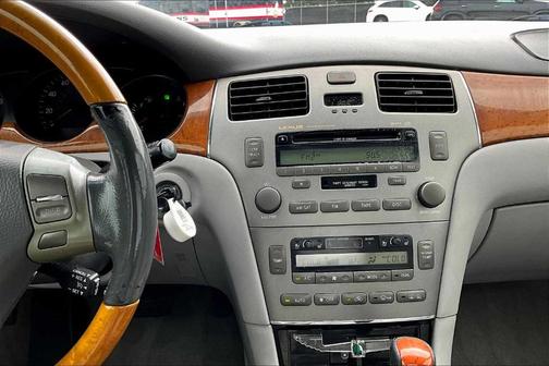 2005 Lexus ES 330 Base (A5)