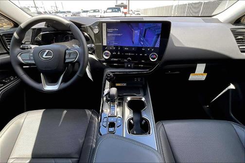 2025 Lexus NX 350h Luxury