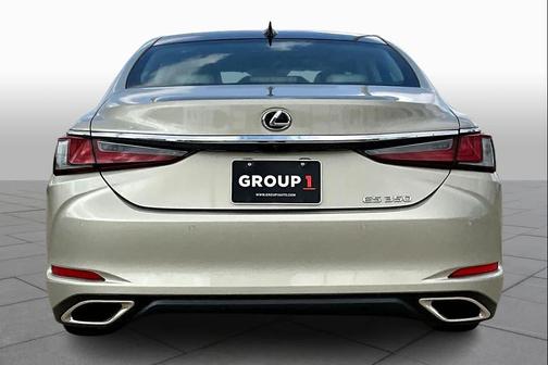 2025 Lexus ES 350 Base