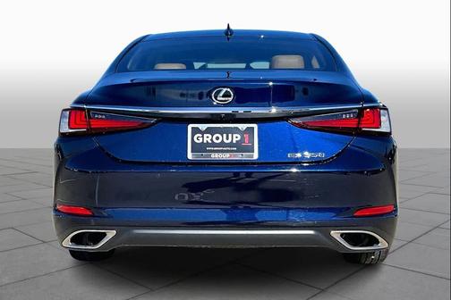 2025 Lexus ES 350 Base