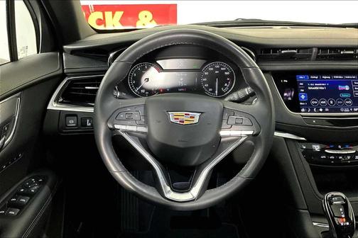 2024 Cadillac XT6 Luxury FWD