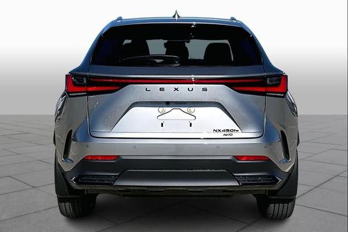 2026 Lexus NX 450h+ Luxury