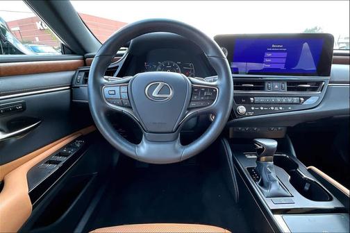 2025 Lexus ES 350 Base