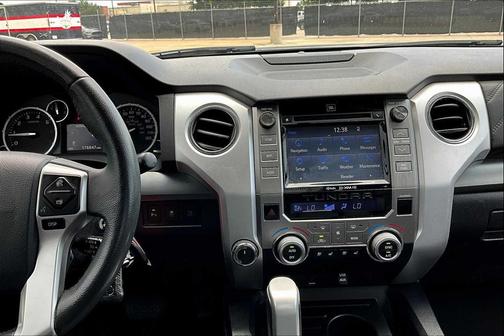 2014 Toyota Tundra Platinum