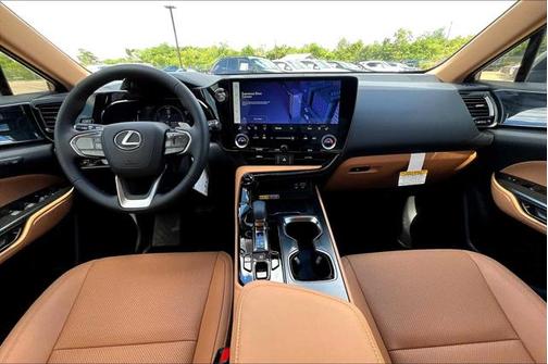 2025 Lexus NX 350h Premium