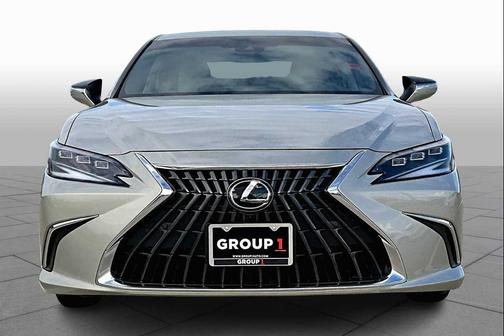 2025 Lexus ES 300h Ultra Luxury