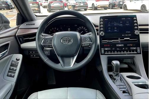 2022 Toyota Avalon XLE