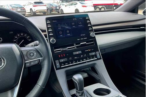 2022 Toyota Avalon XLE